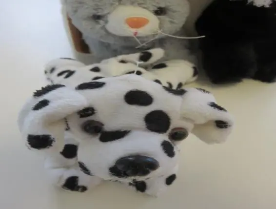 Photo de l’avis officiel: Mundo Diver SET DE ANIMALES DE PELUCHE Ensemble de jouets souples — risque: Étouffement