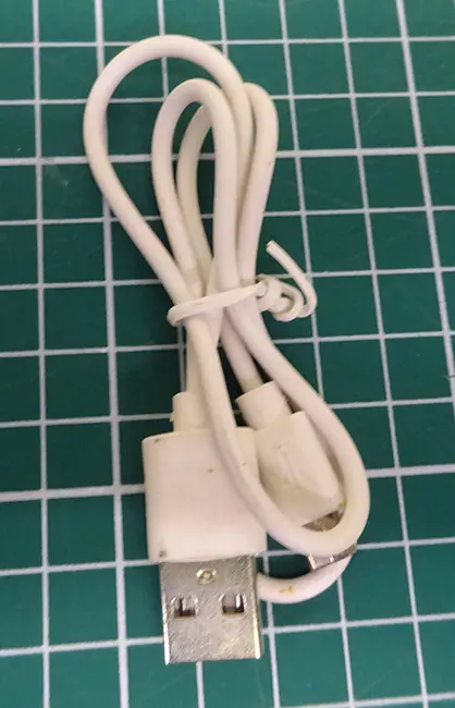 Foto dell’avviso ufficiale: Portable Multifunctional LED Germicidal Light Lampada UV portatile — rischio: Rischio per la salute / altro