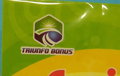 Foto do aviso oficial: Triunfo Bonus Conj. Brinquedos de cobra Brinquedo de assobio — risco: Engasgamento