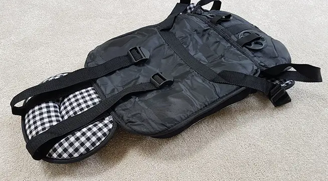 Foto aus der offiziellen Meldung: Good and Portable Soft Safety Kids Car Seat Kindersitz für Kinder — Risiko: Verletzungen