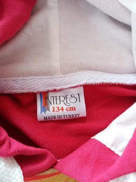 Foto do aviso oficial: Interest Interest Pijama infantil — risco: Estrangulamento