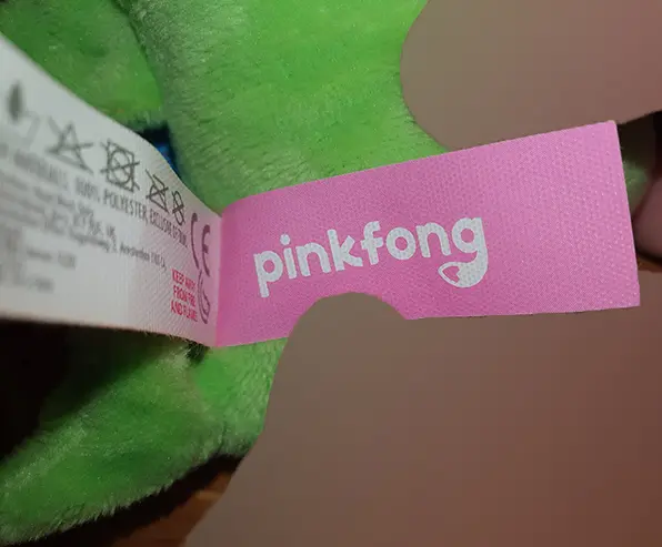 Photo de l’avis officiel: nickelodeon pinkfong BABY SHARK, Clip On Coin Purse Jouet doux — risque: Étouffement