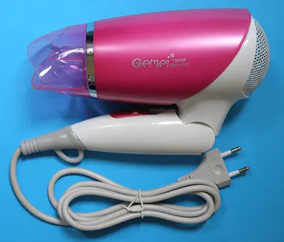 Photo de l’avis officiel: Gemei PROFESSIONAL HAIR DRYER Sèche-cheveux — risque: Brûlures & Choc électrique (A12/01779/20)