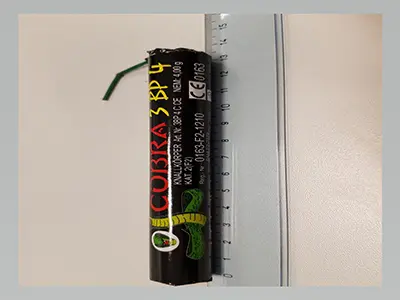 Foto dell’avviso ufficiale: Di Blasio Elio Fireworks Cobra 3BP 4 Fuochi d'artificio — rischio: Ustioni & Lesioni uditive