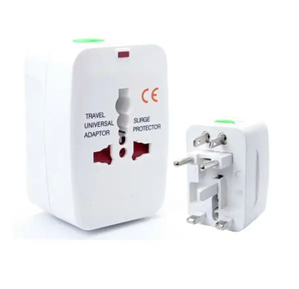 Foto dell’avviso ufficiale: All-in-One International Adaptor Adattatore di viaggio — rischio: Scossa elettrica