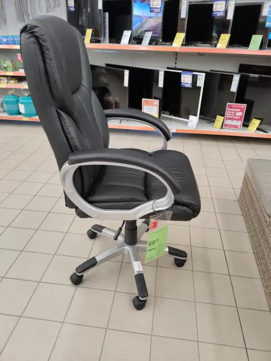 Foto do aviso oficial: Office chair Presidente — risco: Ferimentos (A12/00175/21)