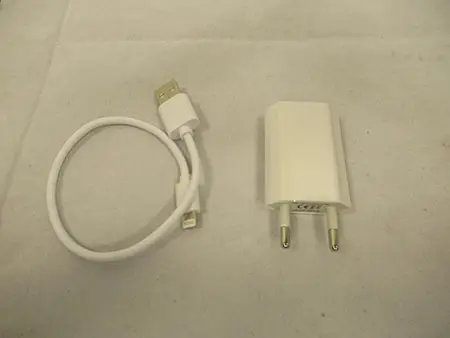 Photo de l’avis officiel: 2 In1 EU USB Wall Charger Adapter+8 Pin Usb Data Sync Charging Line Cable for Iphone 5 5S 6 6S 7 8 P Chargeur  — risque: Choc électrique & Incendie
