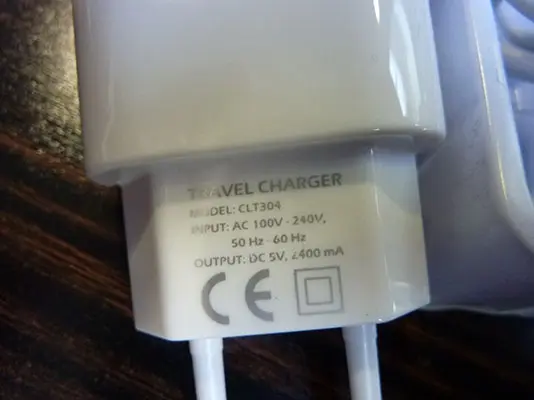 Foto do aviso oficial: SWISSTEN TRAVEL CHARGER Carregador USB — risco: Choque elétrico