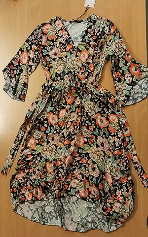 Photo de l’avis officiel: Ella Italia Robe d’enfant — risque: Blessures