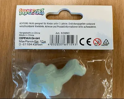 Foto aus der offiziellen Meldung: Squeezies Squeezy camel — Risiko: Ersticken