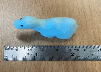 Foto aus der offiziellen Meldung: Squeezies Squeezy camel — Risiko: Ersticken