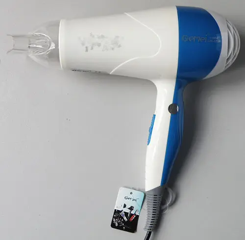 Photo from the official notice: Gemei PROFESSIONAL HAIR DRYER — burns & fire risk (A12/00564/21)