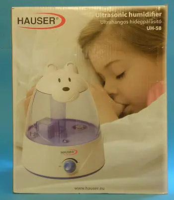 Photo from the official notice: HAUSER Ultrasonic humidifier / Ultrahangos hidegpárásító air humidifier — electric shock risk