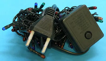 Photo from the official notice: NEW / LED karácsonyi égősor lighting chain — burns & electric shock risk (A12/00655/21)