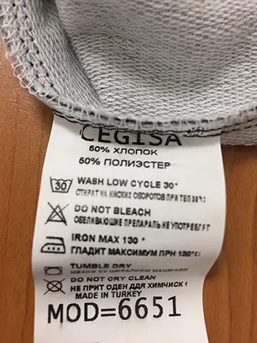 Foto aus der offiziellen Meldung: CEGISA Kinder Sweatshirt — Risiko: Strangulierung