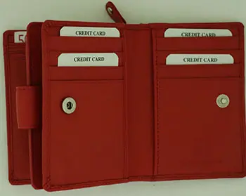 Foto dell’avviso ufficiale: RFID Blocking Wallet Portafoglio — rischio: Rischio chimico