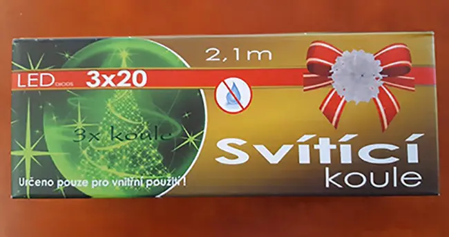 Photo de l’avis officiel: LED DIODS 3x20 Svítící koule Chaîne d’éclairage — risque: Choc électrique