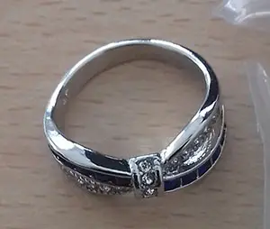 Photo de l’avis officiel: Ring LR 072 -10 Bague — risque: Risque chimique