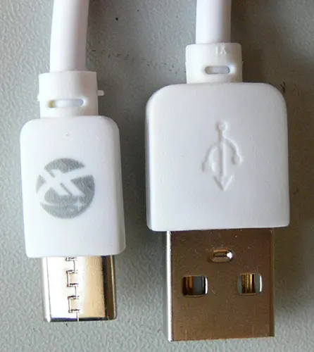 Photo from the official notice: HX 2in1 FAST SMART CHARGER usb charger — electric shock risk