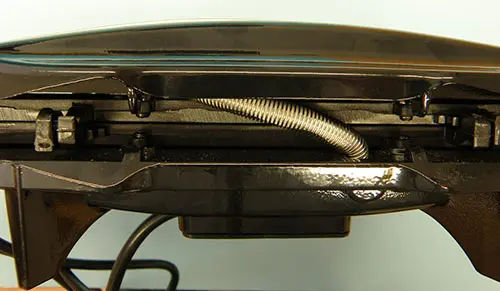 Foto dell’avviso ufficiale: CLATRONIC SANDWICH TOASTER / Szendvicssütő Produttore di panini — rischio: Scossa elettrica