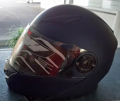 Photo de l’avis officiel: NOX HELMETS Casque moto modulable Casque de moto — risque: Blessures