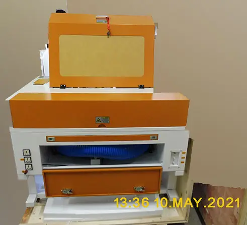 Foto aus der offiziellen Meldung: Lasergravurmaschine — Risiko: Sehschaden (A12/01177/21)
