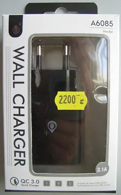 Photo from the official notice: Qualcomm WALL CHARGER QC 3.0 (on the packaging), FAST CHARGER (on the product) usb charger — electric shock risk
