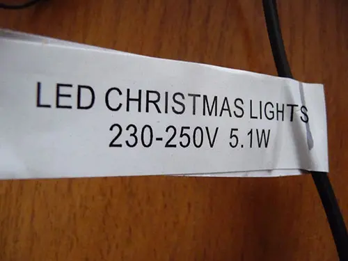 Foto do aviso oficial: Home Living Pisca Led Cadeia de luz de Natal — risco: Choque elétrico