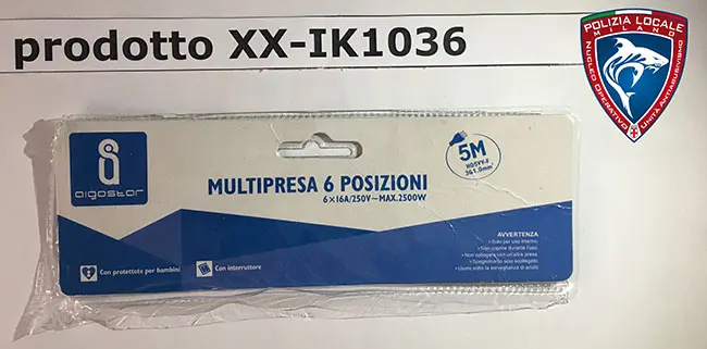 Foto do aviso oficial: AIGOSTAR MULTIPRESA 6 POSIZIONI Chumbo de extensão — risco: Choque elétrico