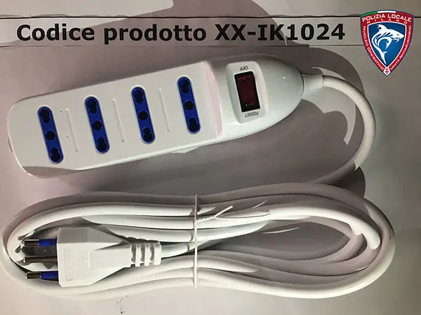 Foto dell’avviso ufficiale: AIGOSTAR MULTIPRESA SCHUKO 4 VIE Piombo di estensione — rischio: Scossa elettrica