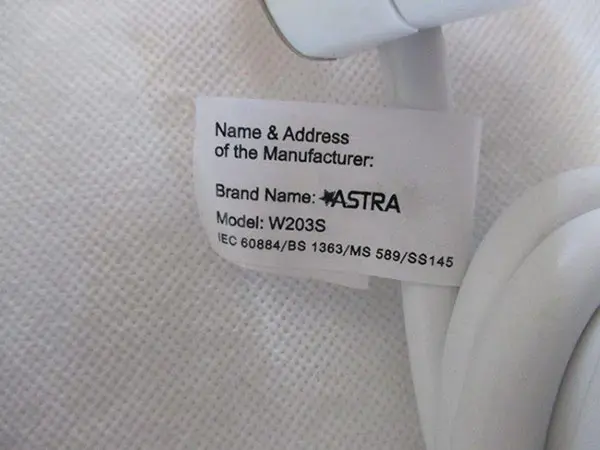 Photo de l’avis officiel: Astra 3 WAYS SOCKET OUTLET Plomb d’extension — risque: Choc électrique