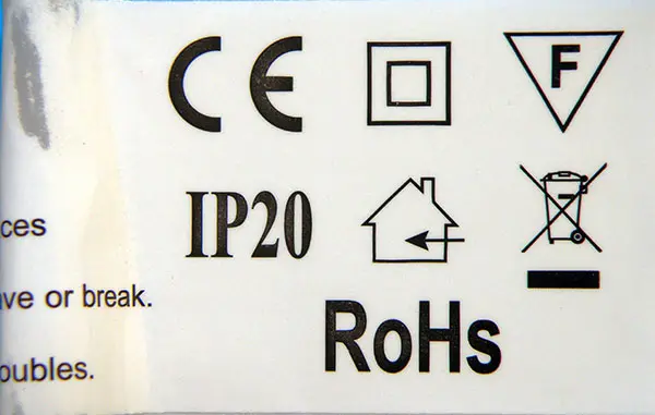 Photo from the official notice: LED 100 BOMBILLAS / beltéri LED karácsonyi égősor lighting chain — burns & electric shock risk (A12/01398/21)