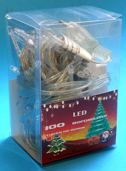 Photo from the official notice: LED 100 BOMBILLAS / beltéri LED karácsonyi égősor lighting chain — burns & electric shock risk (A12/01398/21)