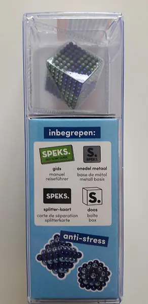 Foto uit de officiële melding: Speks 512 krachtige zeldzame aarde magneten Magnetische speelgoedset — risico: Verstikking door inslikken & Verwonding (A12/01433/21)
