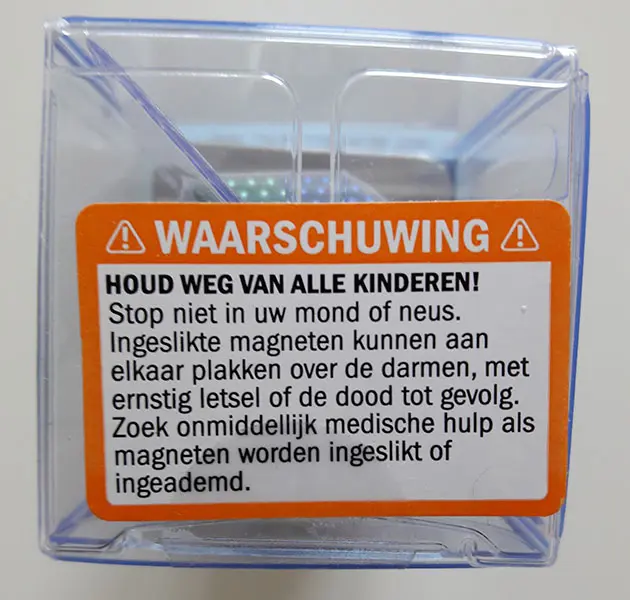 Foto uit de officiële melding: Speks 512 krachtige zeldzame aarde magneten Magnetische speelgoedset — risico: Verstikking door inslikken & Verwonding (A12/01433/21)