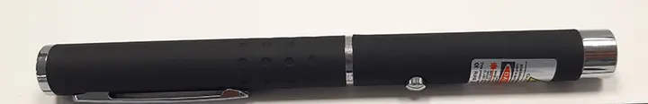 Foto aus der offiziellen Meldung: HT Supplies Laserpoiner Laserpointer — Risiko: Sehschaden