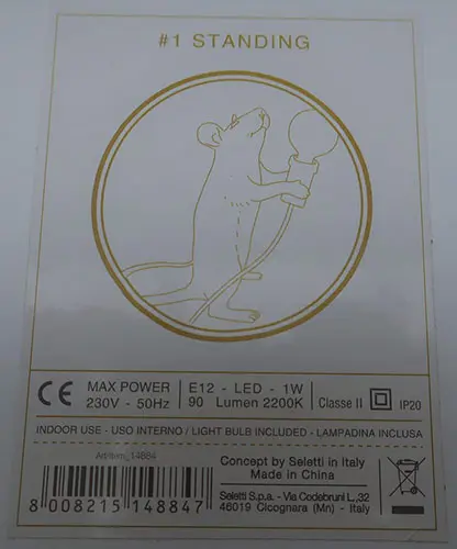 Foto aus der offiziellen Meldung: SELETTI Table luminaire with LED lamp Elektrische Leuchte — Risiko: Elektrischer Schlag