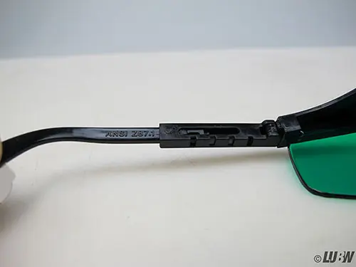Foto aus der offiziellen Meldung: QPX Laserschutzbrille — Risiko: Sehschaden