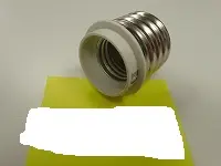 Foto do aviso oficial: Groenovatie Lampholder / -socket  E40 - E27. For special lamps Suporte da lâmpada — risco: Choque elétrico