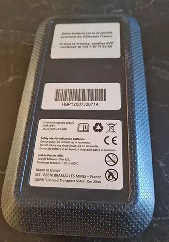 Photo from the official notice: E-Batteries JCDECAUX rechargeable li-ion battery — burns & fire risk