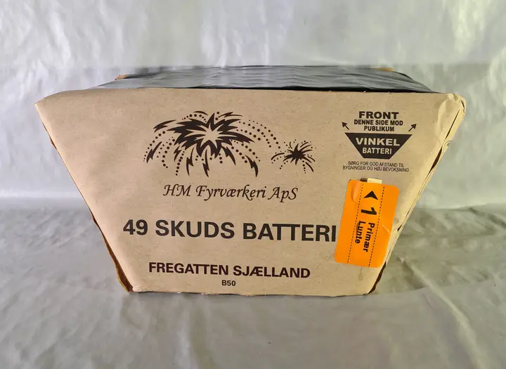 Photo de l’avis officiel: Højen og Magic Fyrværkeri Aps Fregatten Sjælland Batterie F2 — risque: Lésions auditives & Dommages à la vue