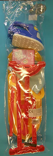 Photo from the official notice: Qimei Toys Mini Iron toy ironing set — injuries risk