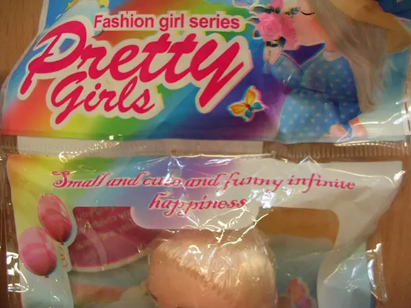 Photo de l’avis officiel: Pretty Girls Poupée en plastique — risque: Risque chimique