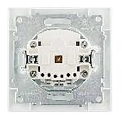 Photo from the official notice: ZEIGER Mara earthed socket wall — electric shock risk
