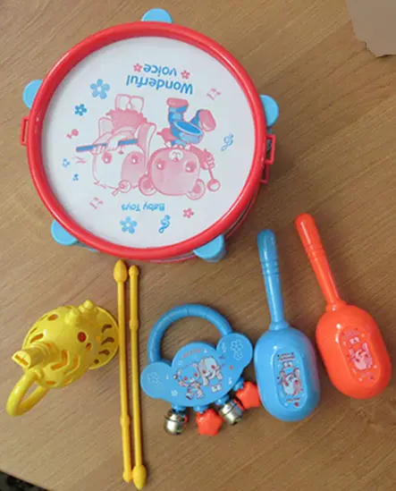 Photo de l’avis officiel: Baby musical instruments Ensemble d’instruments de musique jouet — risque: Étouffement & Coupures