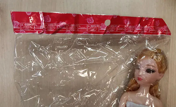 Foto do aviso oficial: Boneca de plástico — risco: Químico (A12/01696/21)