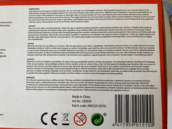 Foto aus der offiziellen Meldung: Amo Toys Flat Iron Ein Spielzeug Eisen — Risiko: Umwelt