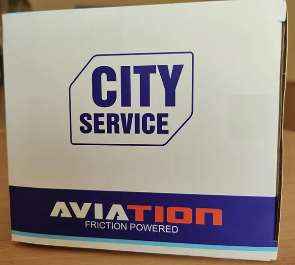 Foto do aviso oficial: YA JIA FENG TOYS AVIATION CITY SERVICE Avião de brinquedo — risco: Ambiente