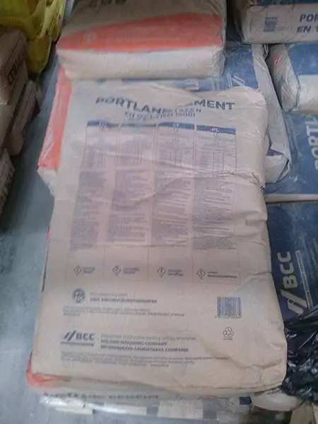 Photo de l’avis officiel: BCC Portland cement CEM I 42,5 N Ciment — risque: Risque chimique