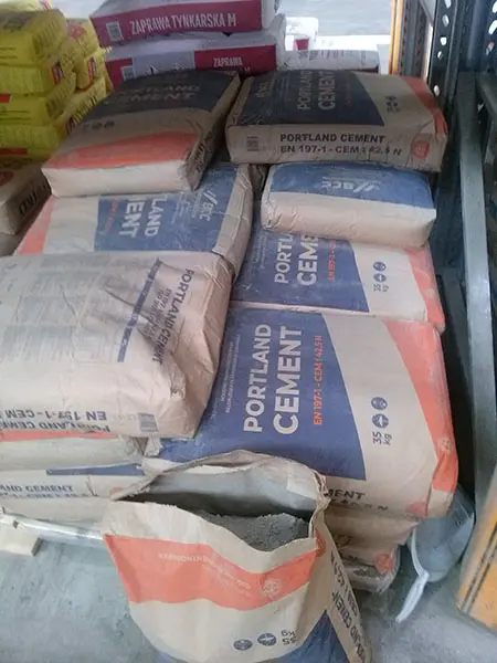 Photo de l’avis officiel: BCC Portland cement CEM I 42,5 N Ciment — risque: Risque chimique